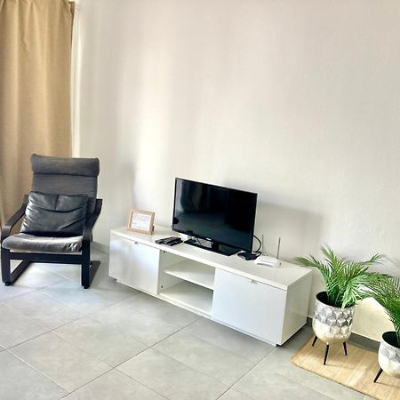 Ground Floor Apartment With Pool, Next To The Beach كوستا تاغيسي المظهر الخارجي الصورة