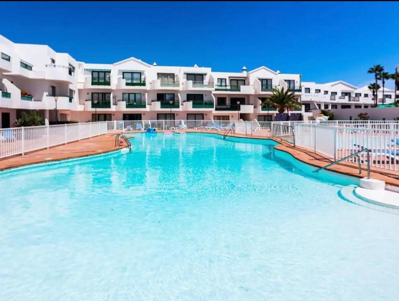 Ground Floor Apartment With Pool, Next To The Beach كوستا تاغيسي المظهر الخارجي الصورة